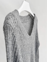 Rage V-neck Sweater Knit T-shirt