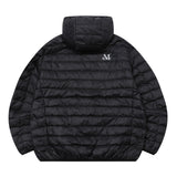 ダイトオーバーフィットライトウエイトパディング (UNISEX)