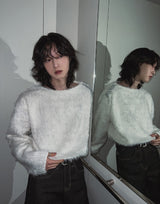 Local shoulder chain hairy knit