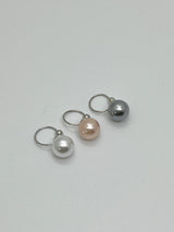 color pearl earcuff