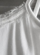 Ser Lace Sleeveless
