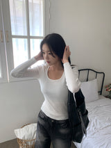 Daily Hug Soft Square Neck Golji ニット長袖Tシャツ (4 Colors)