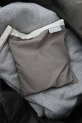 フラットポーチ (cream grey)