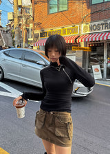 HIGH NECK ZIPPER TEE