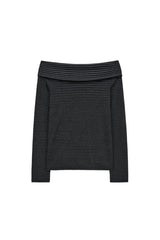 st off shoulder t (black)