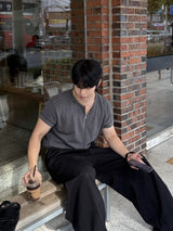 Deek zipper henry-neck short sleeve knit