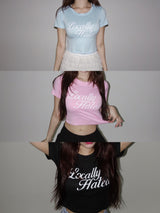 Short-sleeved cropped T-shirt with coloring lettering