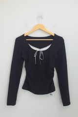 Prim Race Ribbon Top