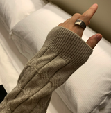 Resquare Semi-Muscle Kissing Semi-Zip-up Knit