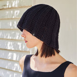 VA Label Crochet Wave Bucket Hat / Black