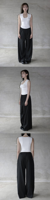 [mnem] Tunnel Strap Sleeveless (white)