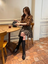 Shushu V-Neck Lace Ruffle Blouse
