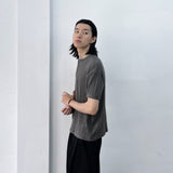 Linear Vintage Silhouette Short-sleeve