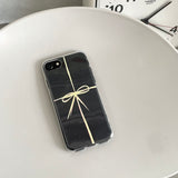 リボンデザインスマホケース