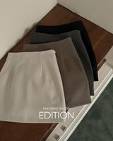 【MADE】タックアクセントウールブレンドミニスコート