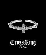 Petit Cross Cubic Ring