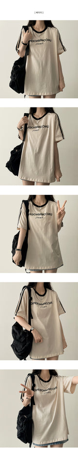 UN Lettering Track Line Oversized Fit Short Sleeve T-shirt