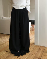 Meld Buckle Pintuck Slacks Pants