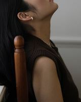 Truth earring (silver)