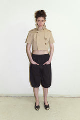 That's neat  stand collar, cropped, mid-sleeve classic khaki trench coat (Khaki