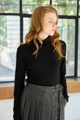 CLASSIC WOOL TURTLENECK TOP / BLACK