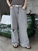 Gray washed damage wide pants