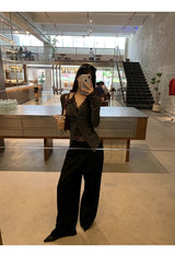 ブラックレースホルターインナーツイストロングスリーブTシャツ