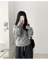 カウイング レザー パッチ ブイネック ルーズフィット ブイニット