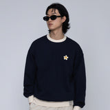 [UNISEX] Cream Flower Dot Coloring Sweatshirt