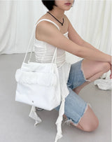 Frillish shoulder bag (white)