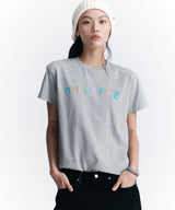 マルチカラーロゴTシャツ