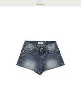 gin tonic low-roll denim washed short pt