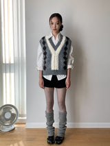 Detail V-neck Knit Vest Vest