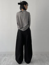 Checked shirring raglan blouse