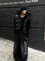【60％限定】リベットクラックリンクルクロップパディング + ディープブラックニット