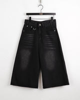 Motzel D-Ring Capri Denim Bermuda Pants
