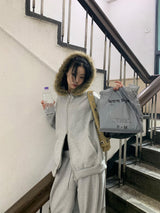 ソフトファー ジップアップ フーディー