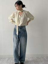 Wrinkle V-Neck Tie Blouse