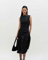 DOZI - Sleeveless Pinched Long Dress _ BLACK