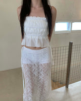 Frill crop blouse