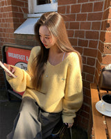 [ORIGINAL] Furry Loose-Fit V-Neck Knit