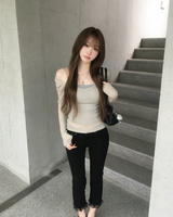 VネックTシャツ