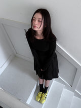 エッセンシャルベーシックトップ