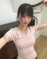 モンブサイドシャーリングVネックTシャツ