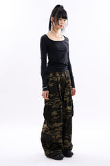 Petina wide-neck long sleeve