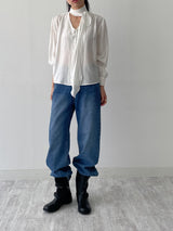 Wrinkle V-Neck Tie Blouse