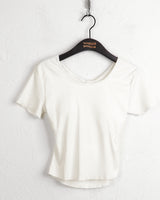 Rook back opening ribbon strap short sleeve t-shirt