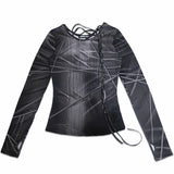 SCATTERED STRING KNIT PRINT TOP . CHARCOAL