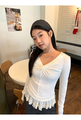 ツイステッドVネックフリルロングスリーブTシャツ
