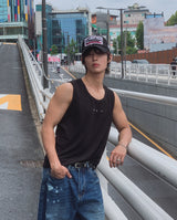 トリプル スタッド リブ スリーブレス トップ